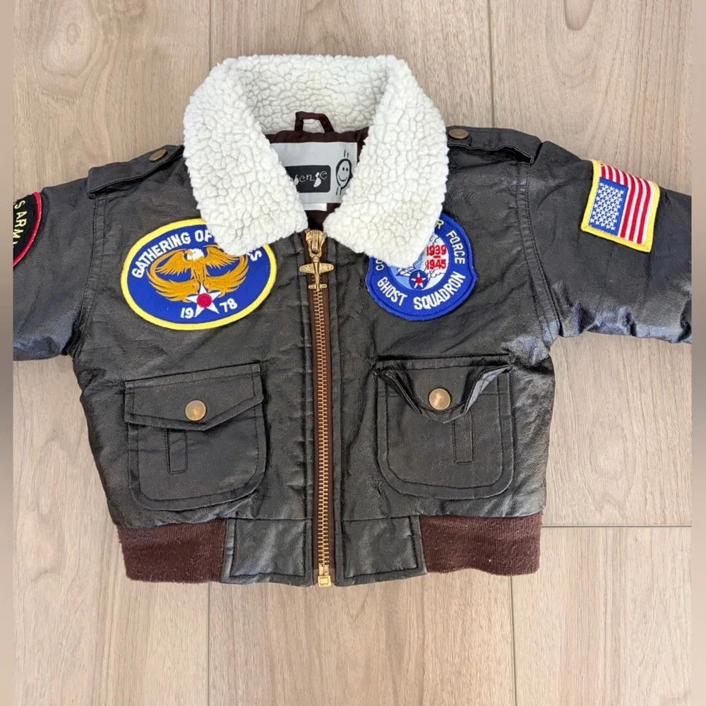 Vintage Black Kids Puffer Jacket with White Sherpa Collar and Patch Details